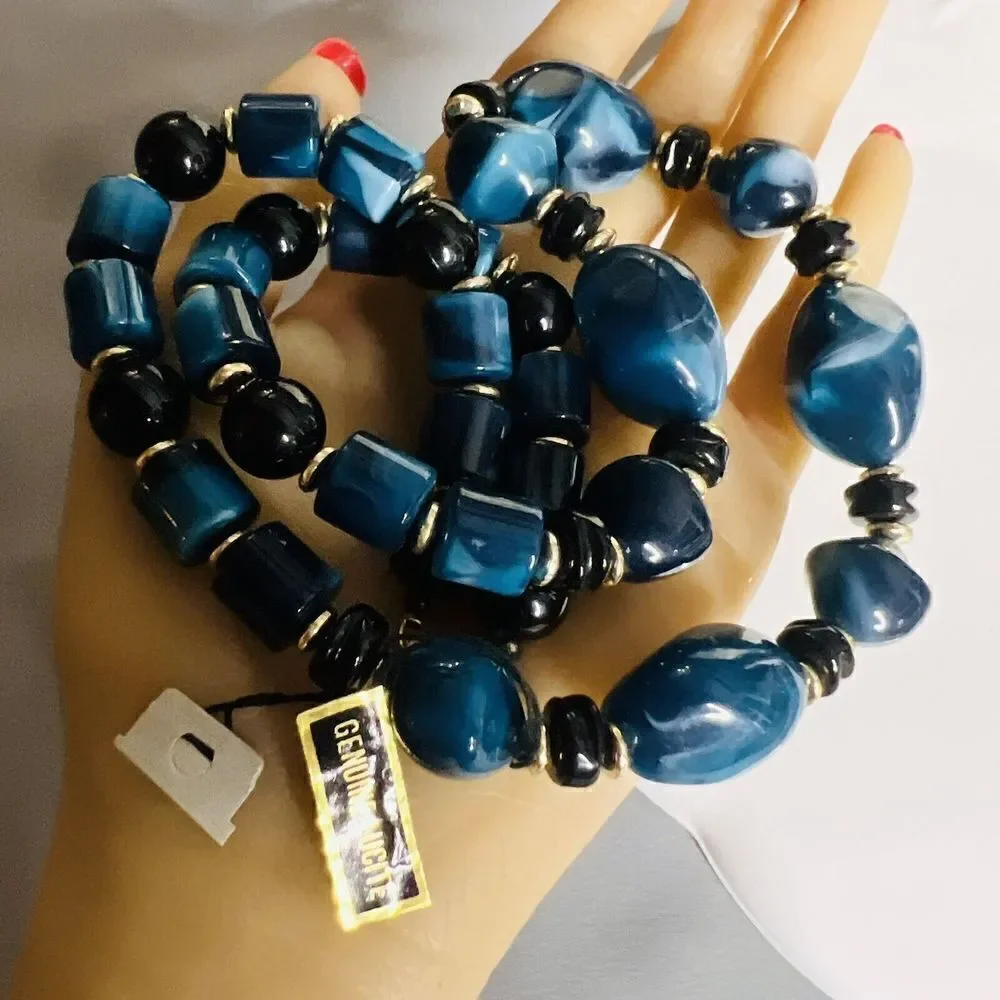 Vintage Lucite Necklace Black Blue  Marbled Chunky Beads Gold Swirl BEAUTIFUL